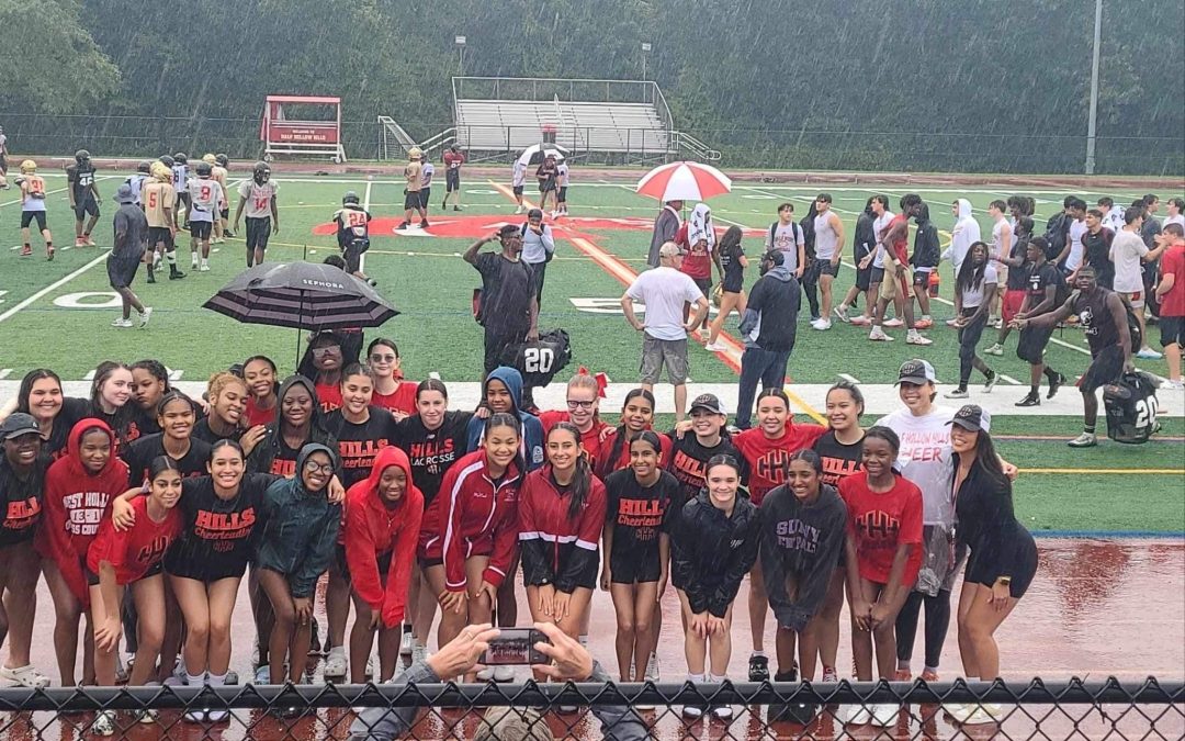WRM is a proud sponsor of the Half Hollow Hills West Varsity Cheerleading Team of Dix Hills!